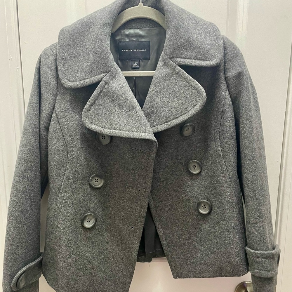 Gray Banana Republic Peacoat Size Small Petite